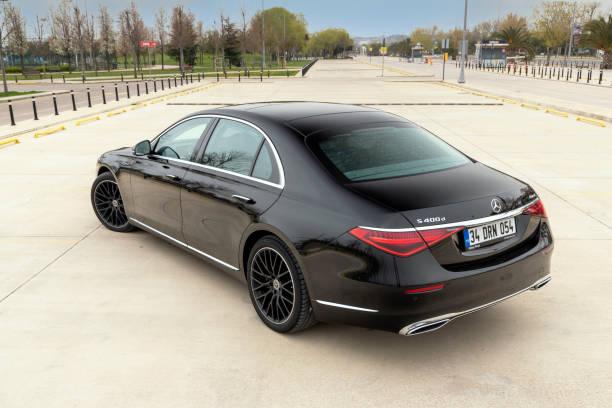 Mercedes Benz S-Class Rent in Lahore – Premium Luxury Car Rental Service